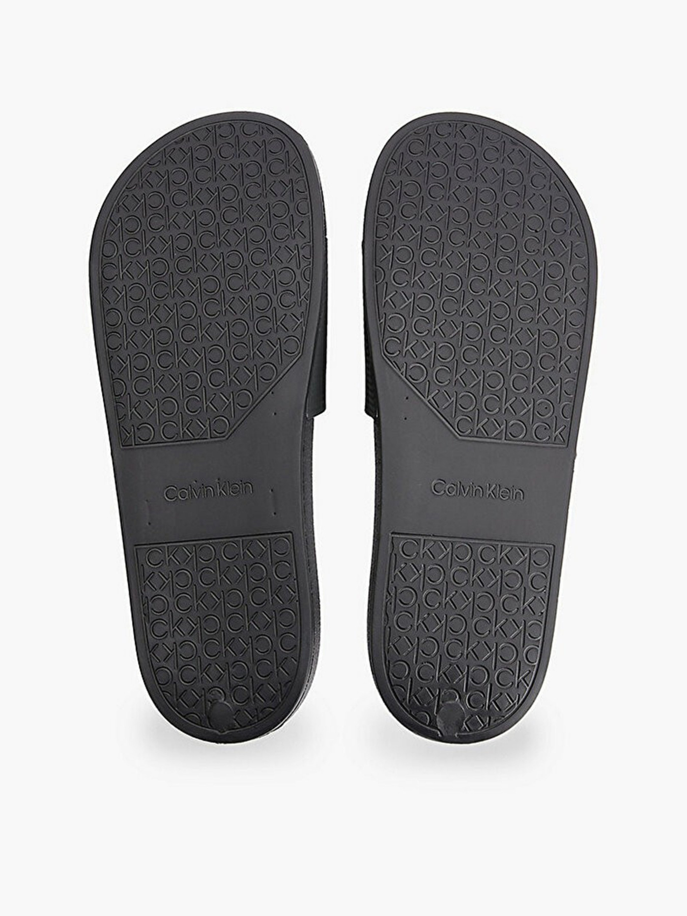 Шльопанці Calvin Klein Pool Slide Rubber модель HM0HM00636-BEH Фото