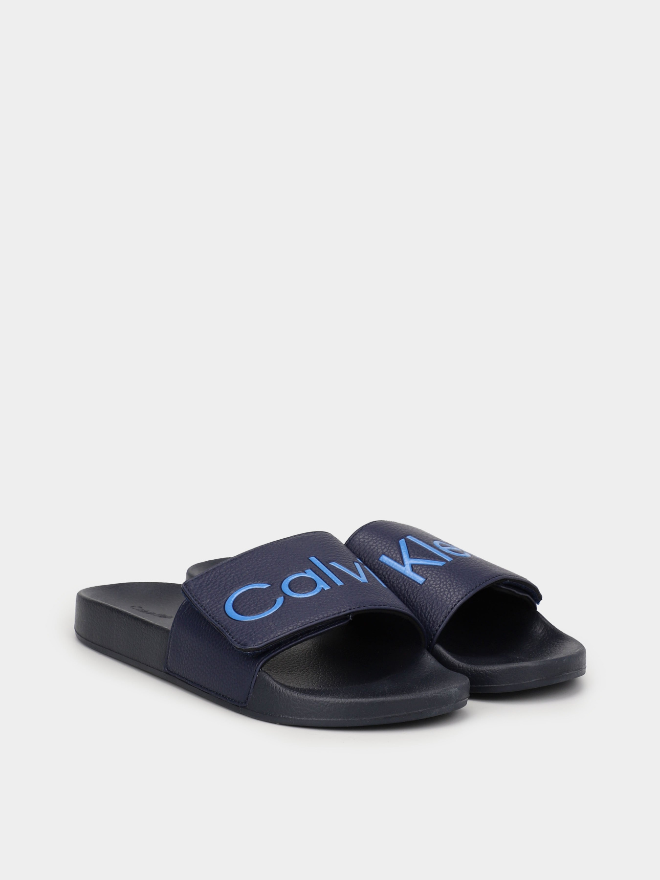 Шлепанцы Calvin Klein Adj Pool Slide Pu модель HM0HM00957-DW4 Фото