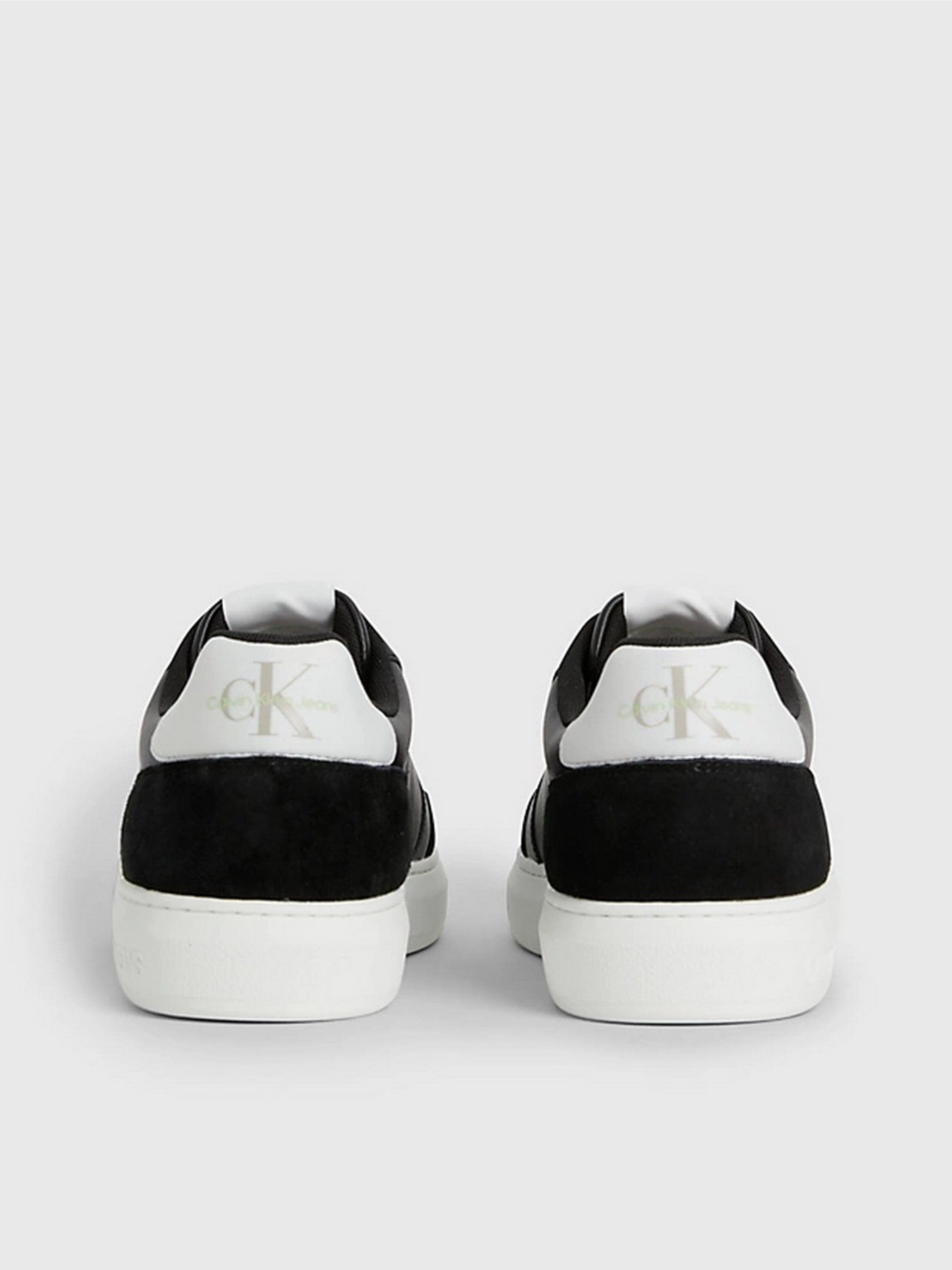 Кроссовки Calvin Klein модель YM0YM00605-0GO Фото