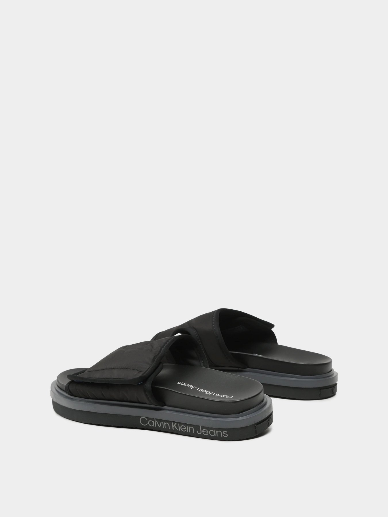 Шлепанцы Calvin Klein Sandal Slide Softny модель YM0YM00644-0GP Фото