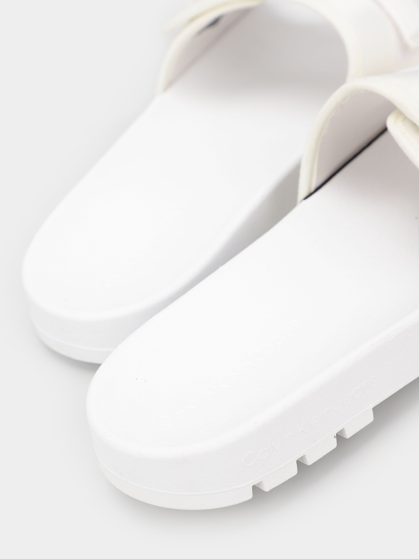 Шлепанцы Calvin Klein Truck Slide Velcro модель YM0YM00693-0LA Фото