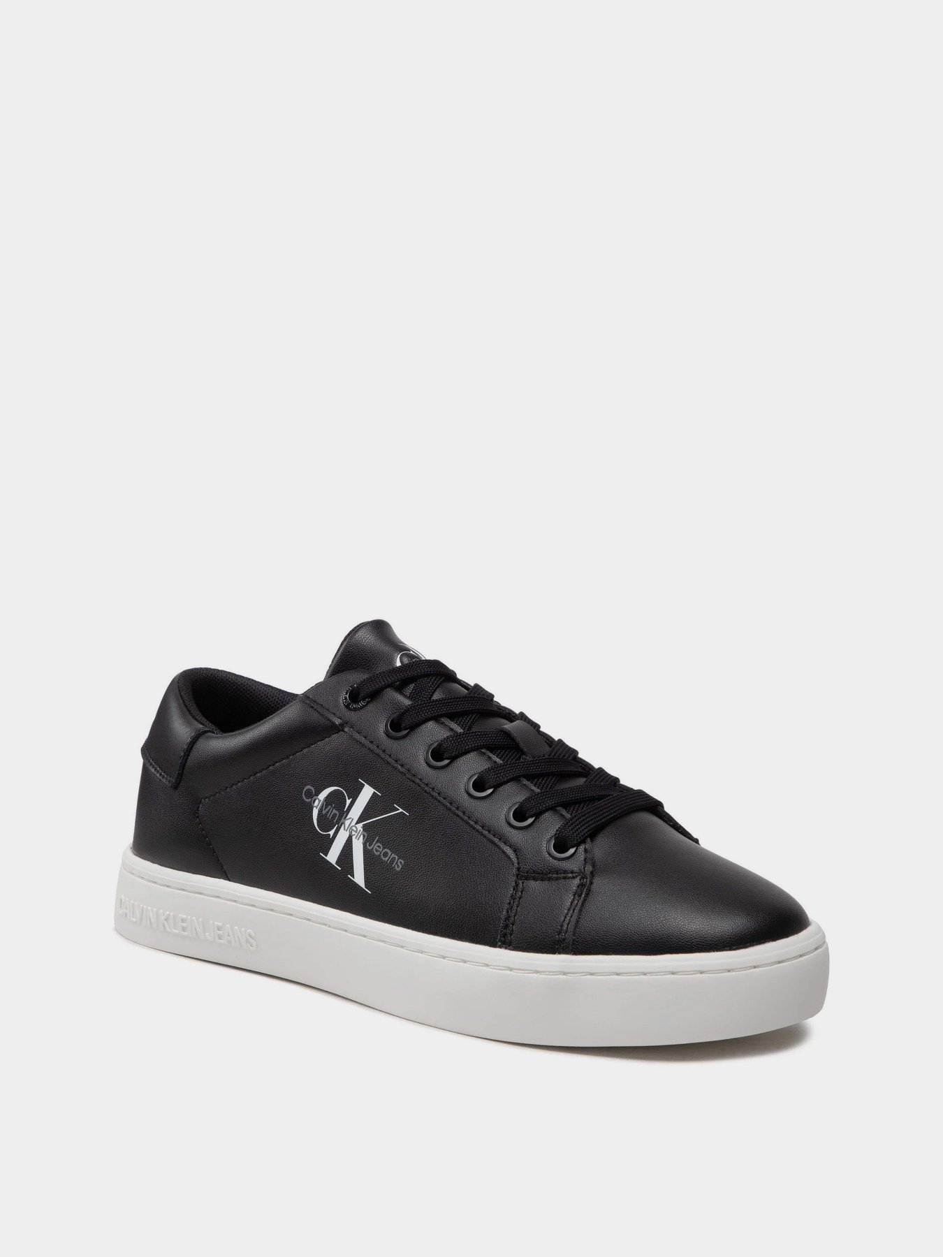 Кеды низкие Calvin Klein Classic Cupsole Laceup Low Lth модель YM0YM00491-BDS Фото