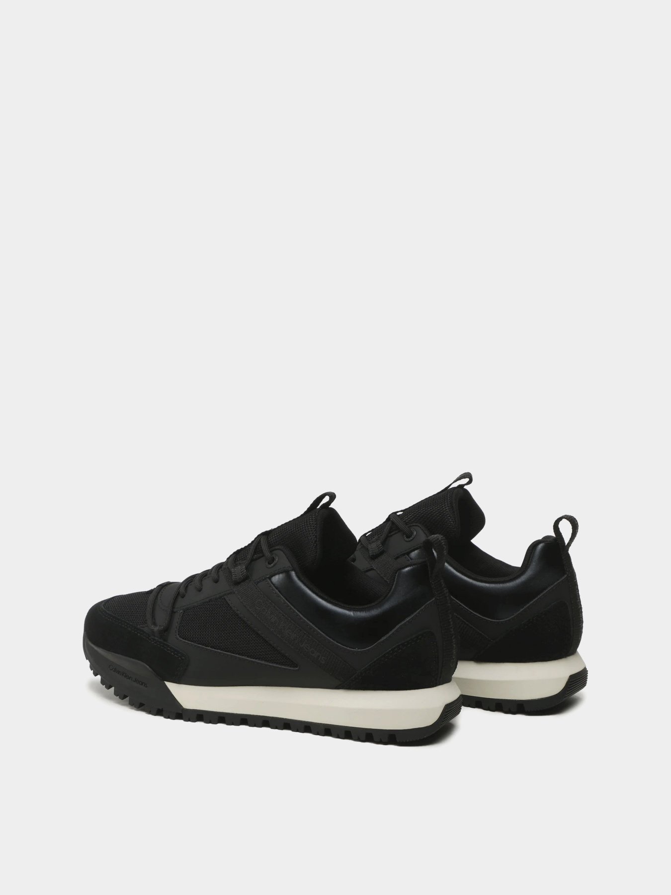 Кроссовки Calvin Klein Toothy Runner Low Laceup Mix модель YM0YM00710-BEH Фото
