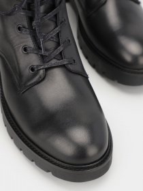 Черевики Calvin Klein Combat Mid Laceup Boot Lth модель YM0YM00832-BEH Фото