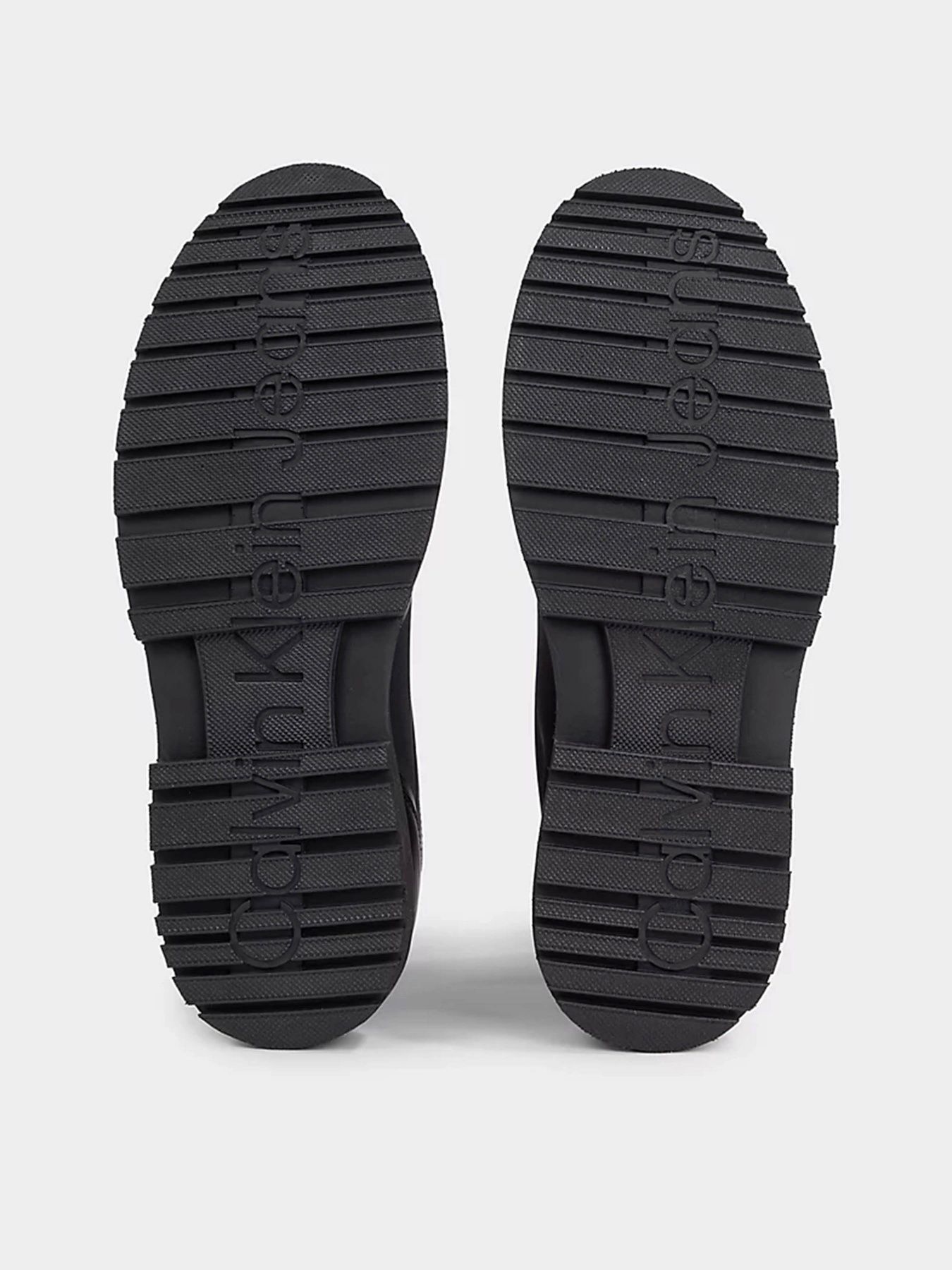 Черевики Calvin Klein Eva Laceup Boot Mid Ny модель YM0YM00833-BEH Фото