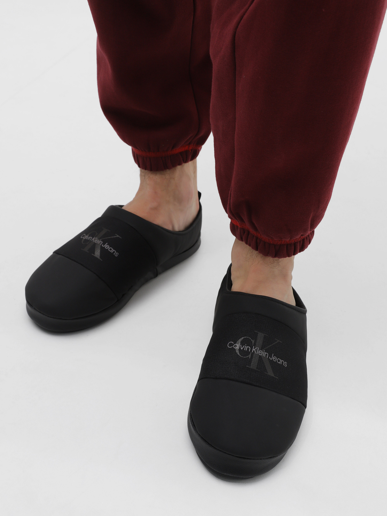 Тапки Calvin Klein Home Slipper Mono модель YM0YM00840-0GT Фото