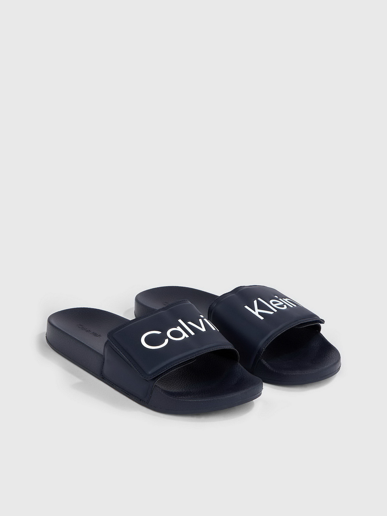 Шльопанці Calvin Klein Pool Slide Adj модель HM0HM01357-DW4 Фото