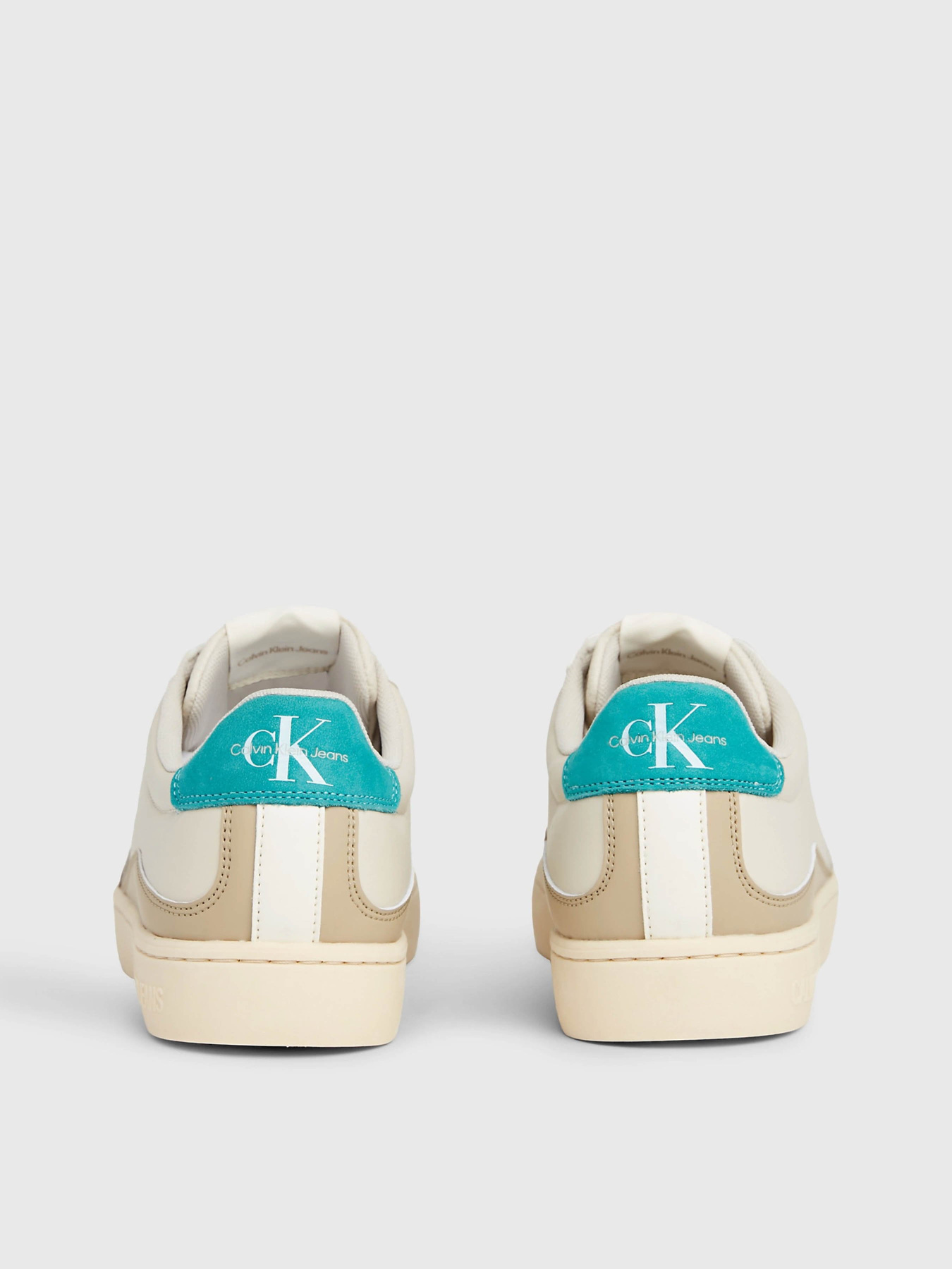 Кеды низкие Calvin Klein Classic Cupsole Low Lth Ml модель YM0YM00885-02Y Фото