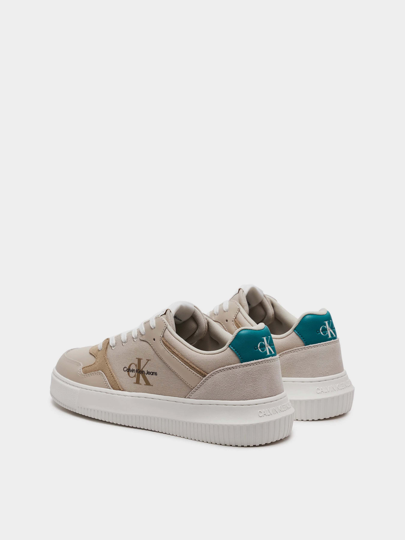 Кроссовки Calvin Klein Chunky Cupsole Mix Ml Btw модель YM0YM00907-02Y Фото