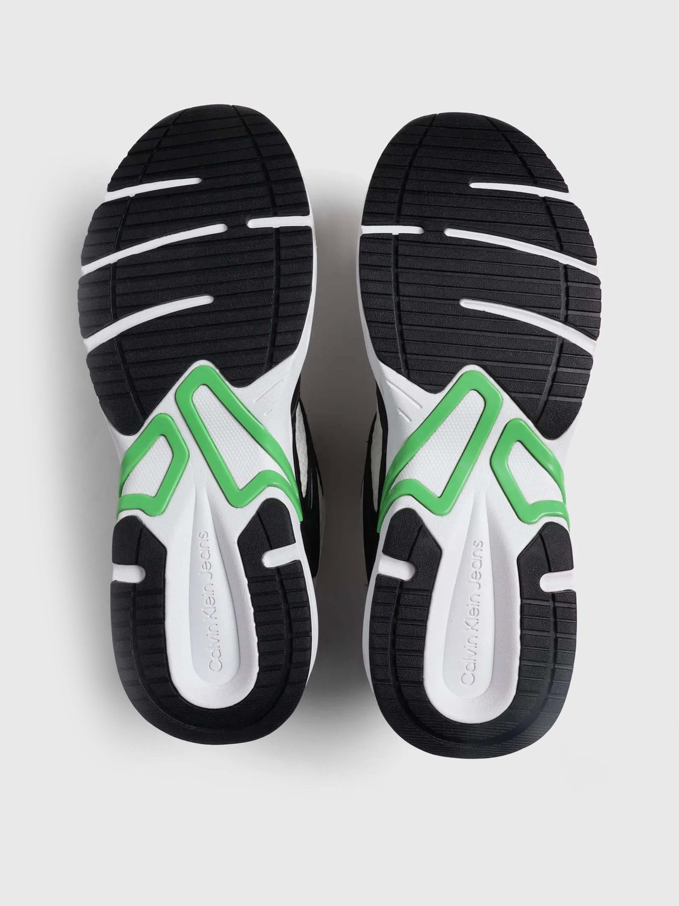 Кроссовки повседневные Calvin Klein Retro Tennis Low Mix Ml Met модель YM0YM00931-0GJ Фото