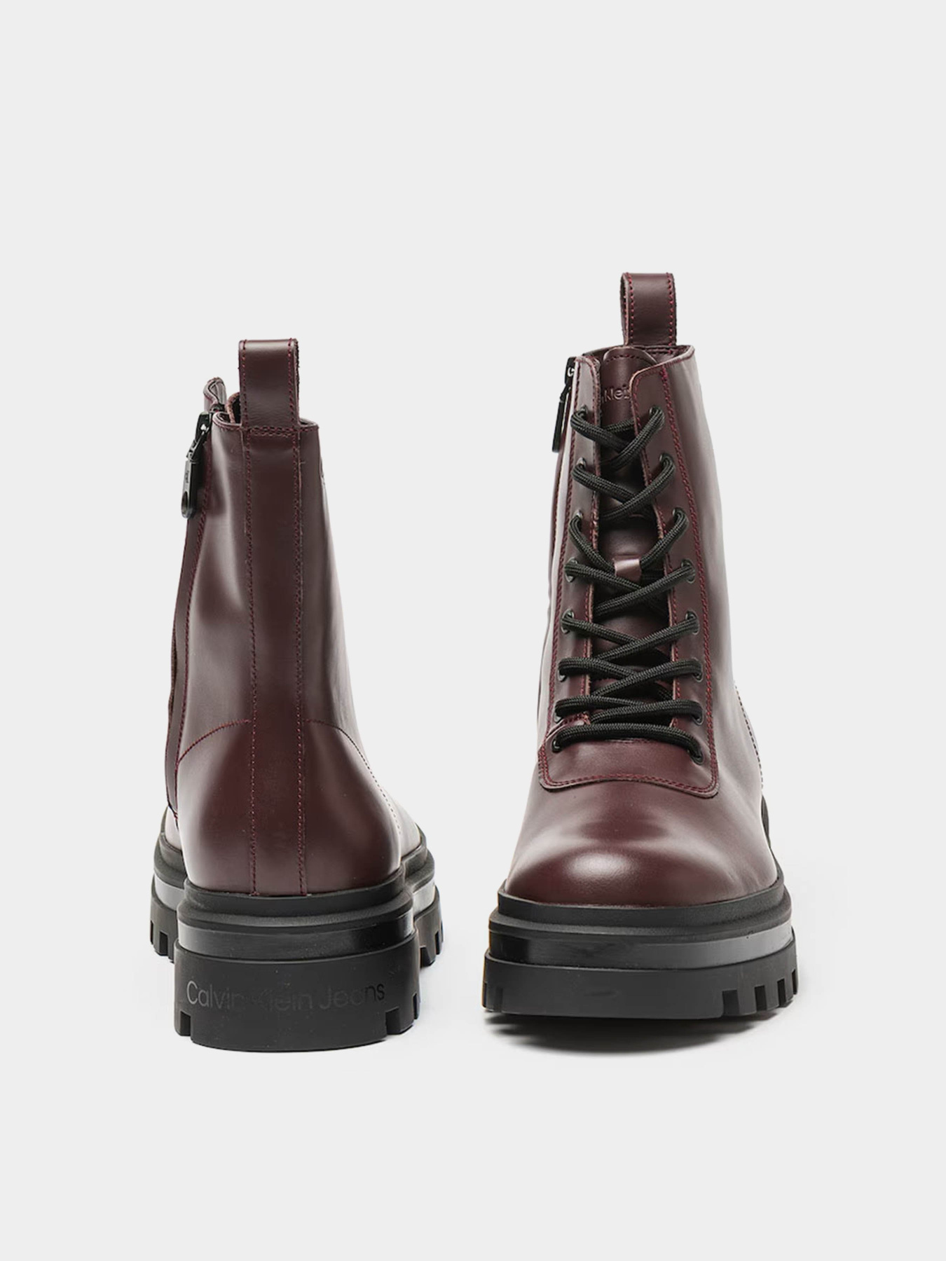 Ботинки Calvin Klein Lugged модель YM0YM01066-0KX Фото