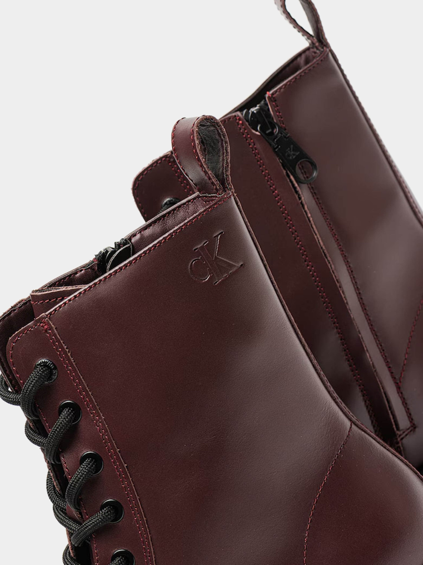 Ботинки Calvin Klein Lugged модель YM0YM01066-0KX Фото