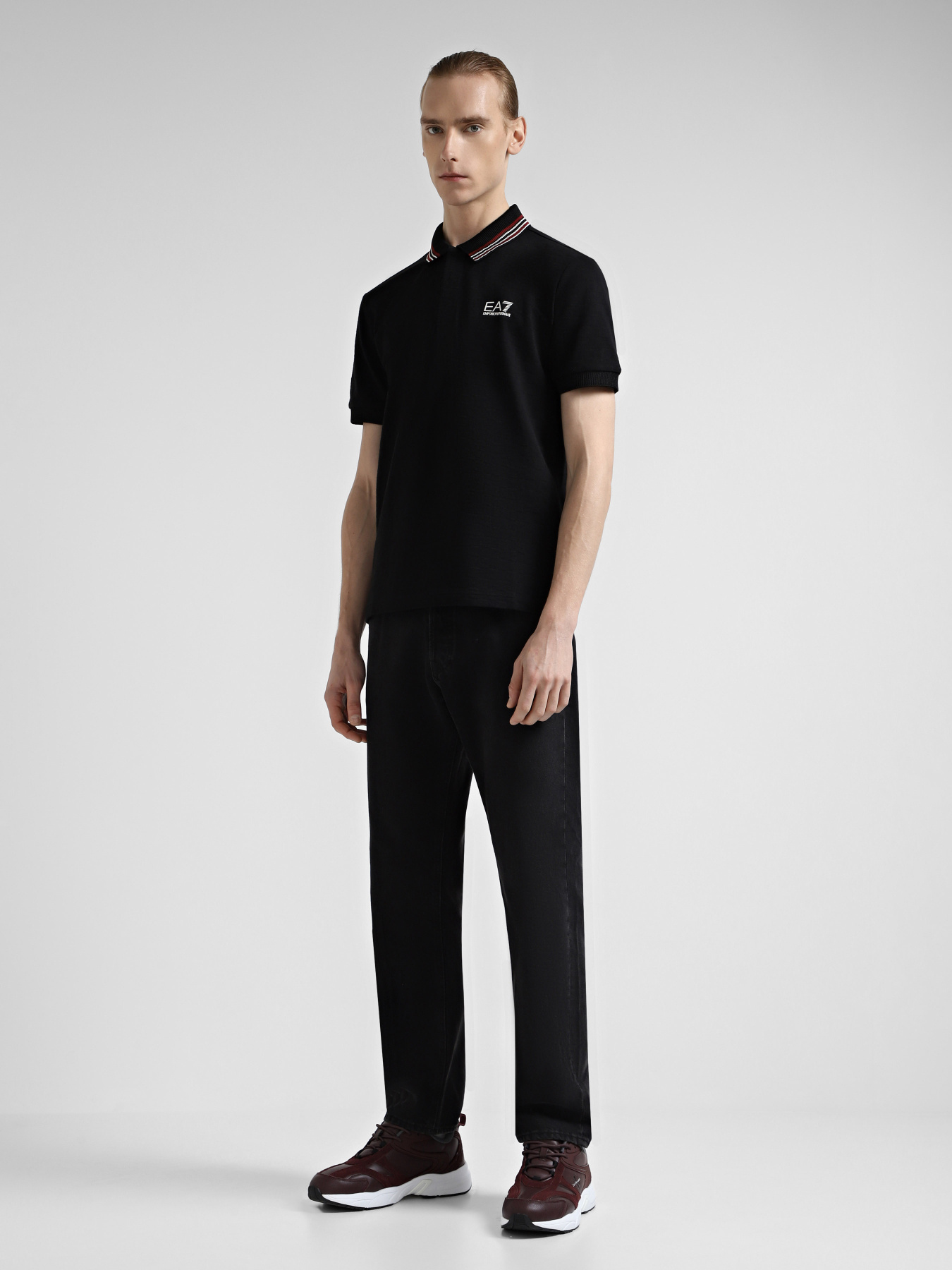 Кросівки повсякденні Calvin Klein Leather Trainers модель YM0YM01103-0KX Фото