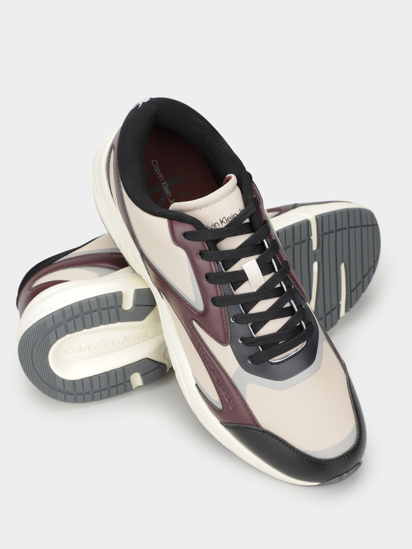 Кроссовки Calvin Klein Retro Tennis Low Multilayer модель YM0YM01104-0L4 Фото