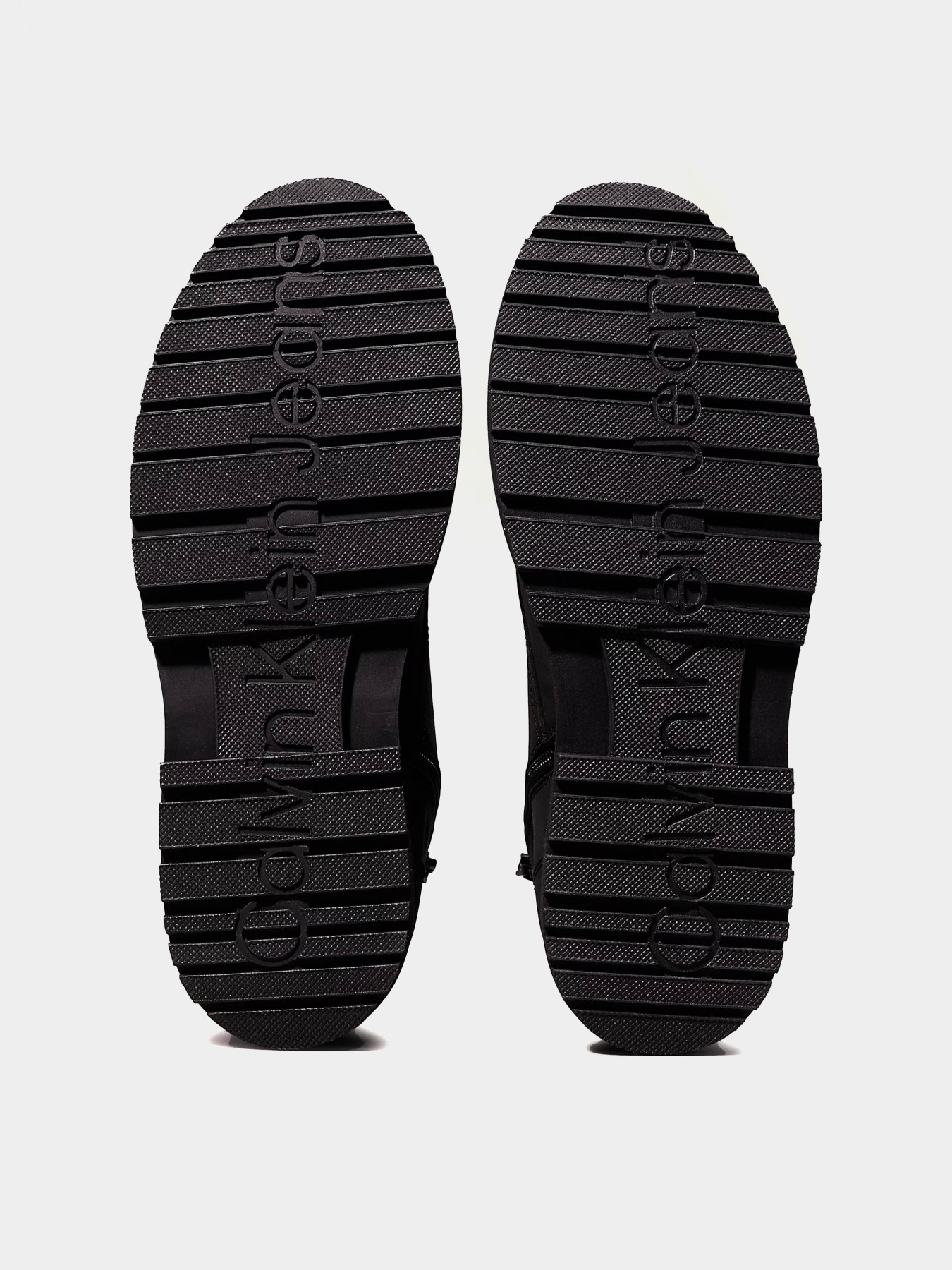 Ботинки Calvin Klein Eva Boot Mid Laceup Rebellious модель YM0YM01071-0GJ Фото