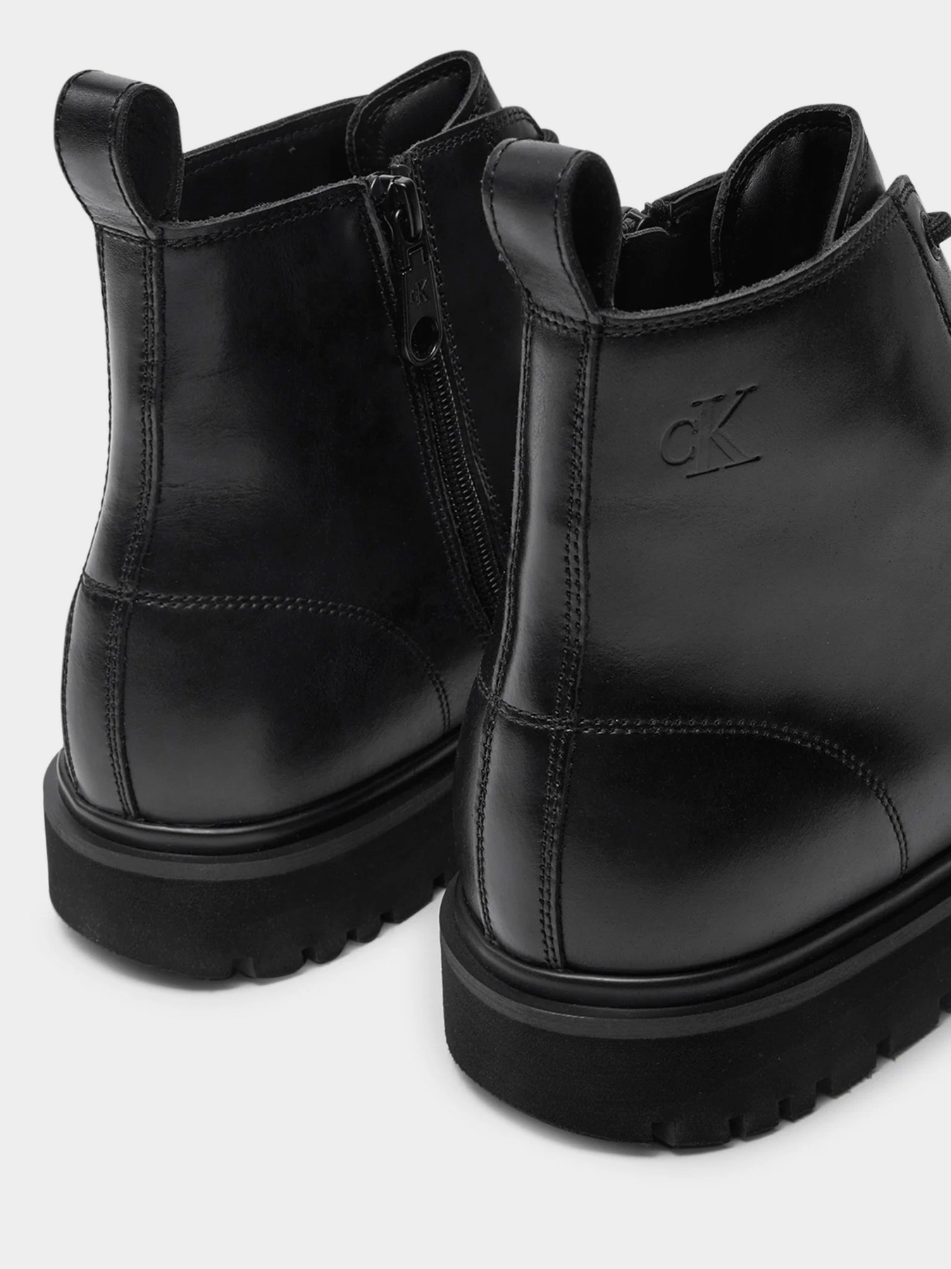 Ботинки Calvin Klein Eva Boot Mid модель YM0YM01073-0GJ Фото