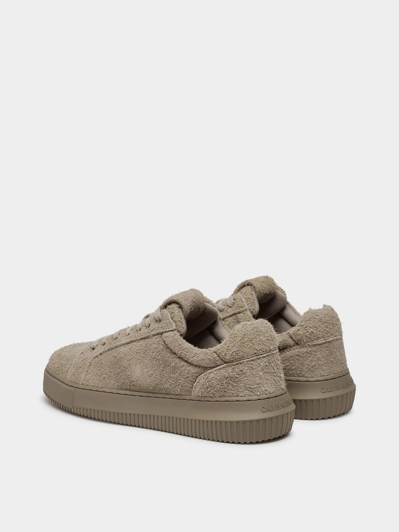 Кросівки повсякденні Calvin Klein Chunky Cupsole Low Suede модель YM0YM01121-A04 Кросівки повсякденні Calvin Klein Chunky Cupsole Low Suede модель YM0YM01121-A04 Фото