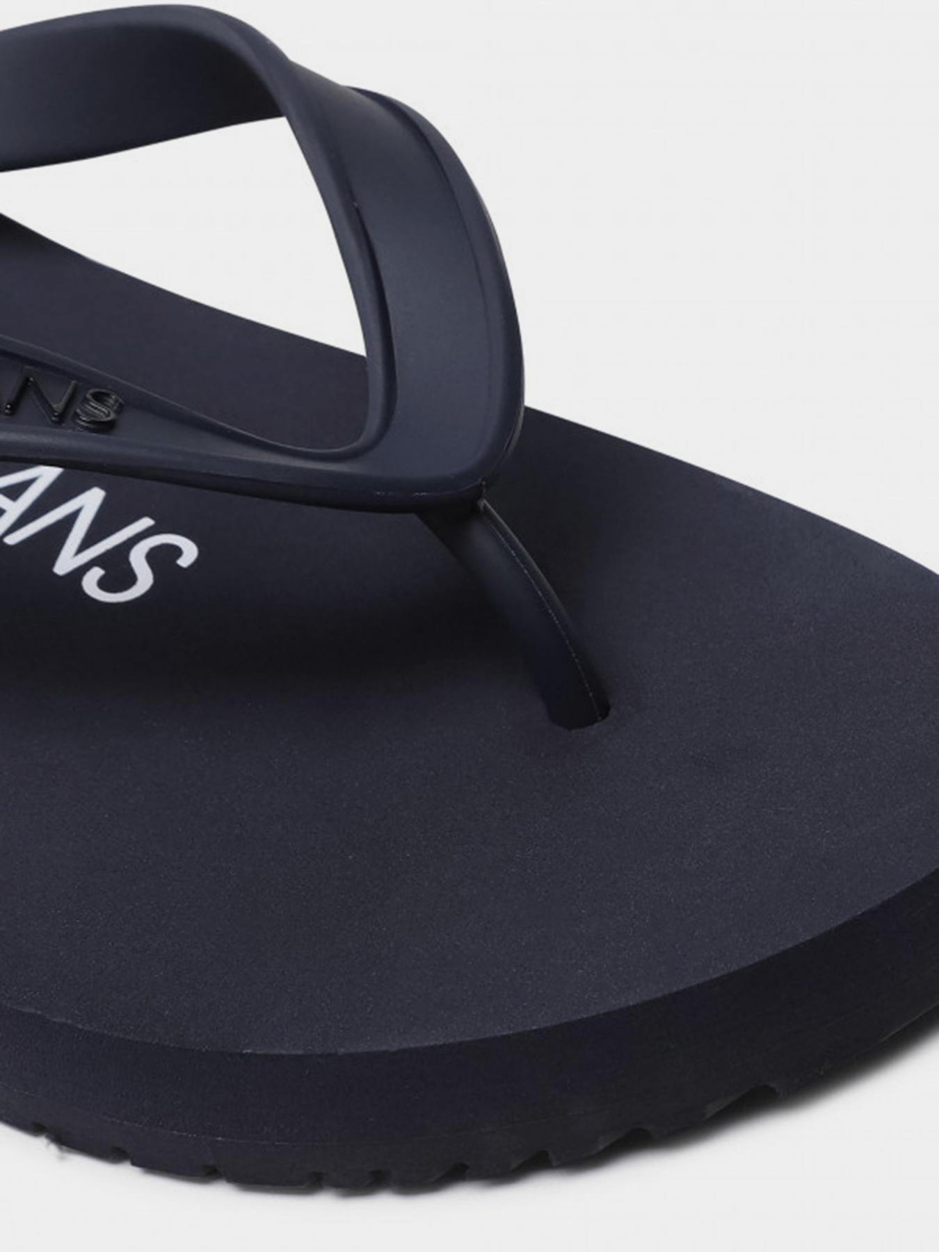 В'єтнамки Calvin Klein Beach Sandal Monogram Tpu модель YM0YM00055-CHW Фото