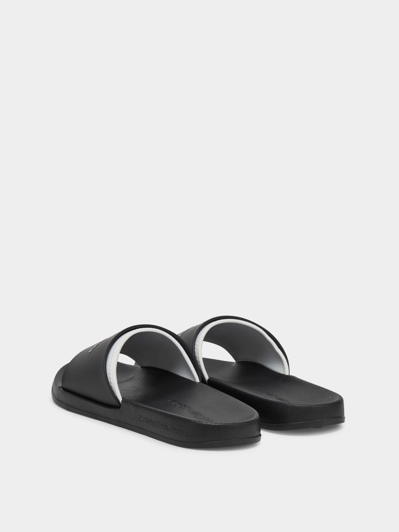 Шлепанцы Calvin Klein модель YM0YM00361-0GM Фото