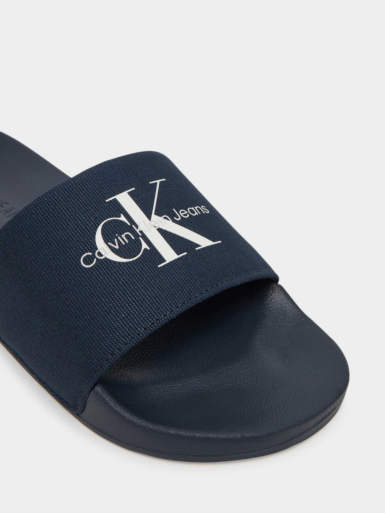 Шлепанцы Calvin Klein модель YM0YM01271-DW4 Фото