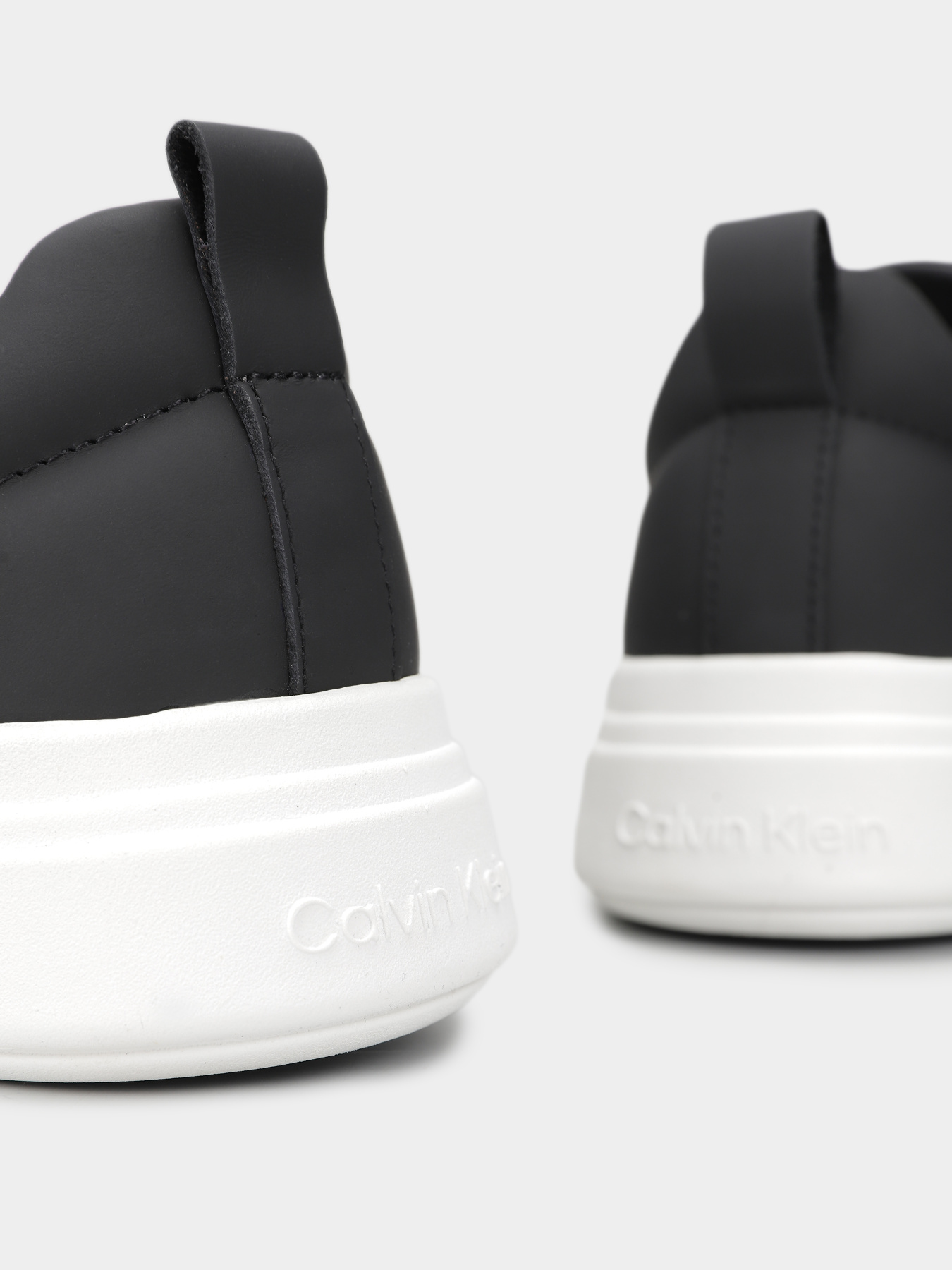 Кроссовки повседневные Calvin Klein модель HM0HM01713-BEH Фото