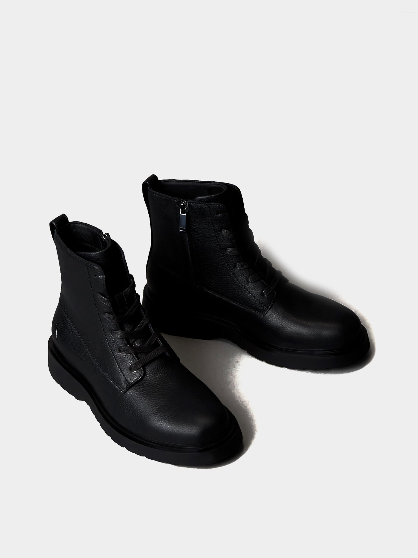 Ботинки и сапоги Calvin Klein модель YM0YM01373-0GJ Ботинки и сапоги Calvin Klein модель YM0YM01373-0GJ Фото
