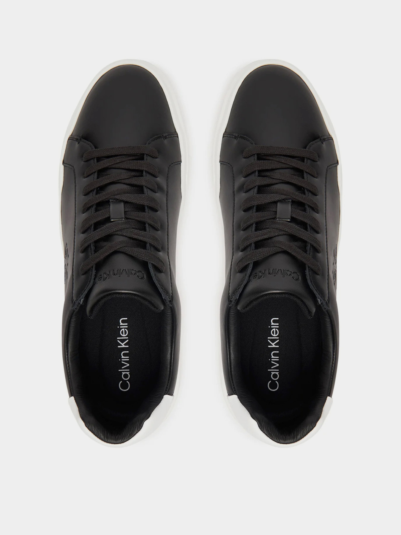 Кеди низькі Calvin Klein CHUNKY CUPSOLE LACEUP LTH модель YM0YM01344-0GM Кеди низькі Calvin Klein CHUNKY CUPSOLE LACEUP LTH модель YM0YM01344-0GM Фото