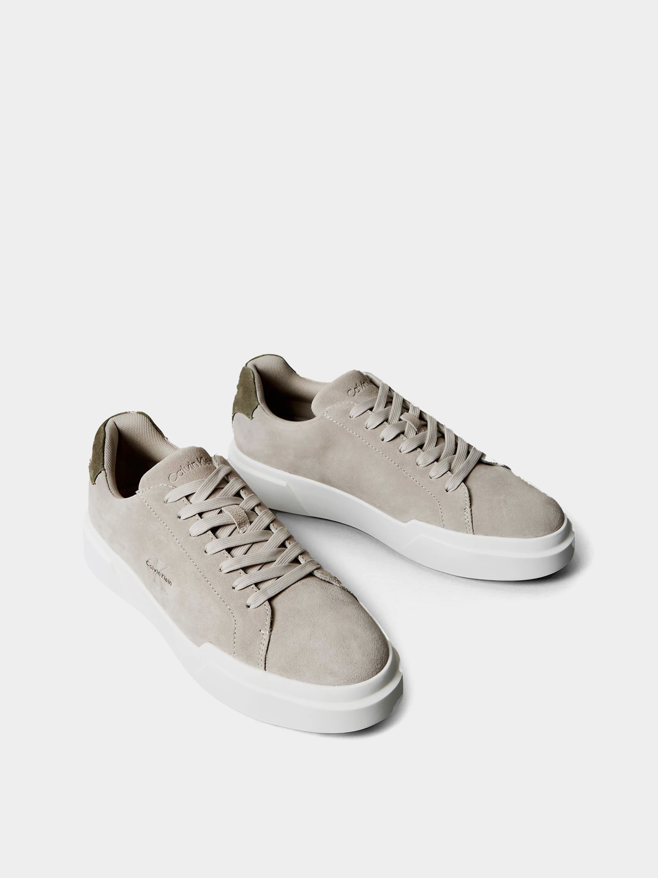 Кеды низкие Calvin Klein CHUNKY CUPSOLE LACEUP SU модель YM0YM01453-0HM Фото