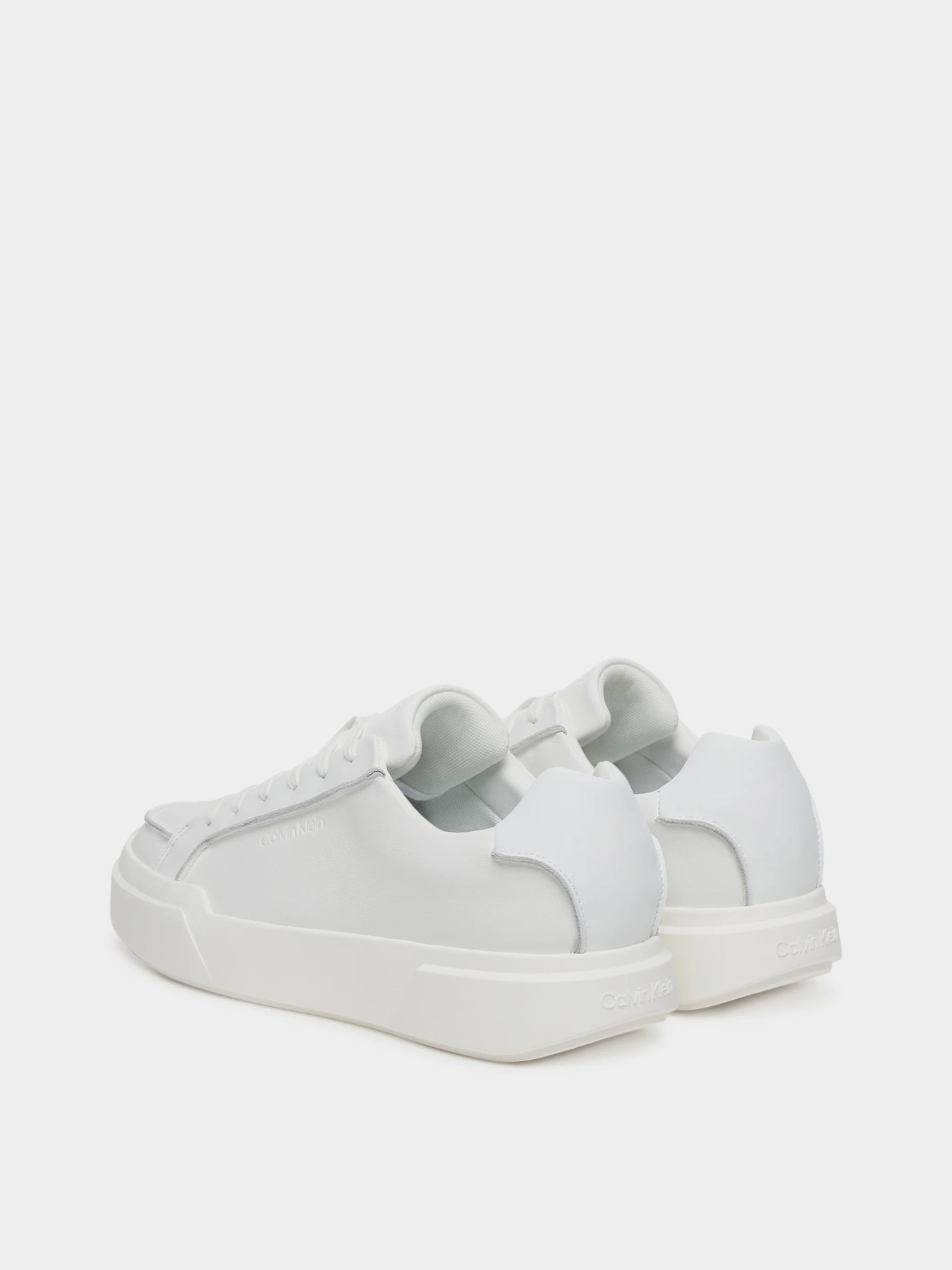 Кеди низькі Calvin Klein CHUNKY CUPSOLE LACE UP LTH PIN модель YM0YM01454-0K4 Фото