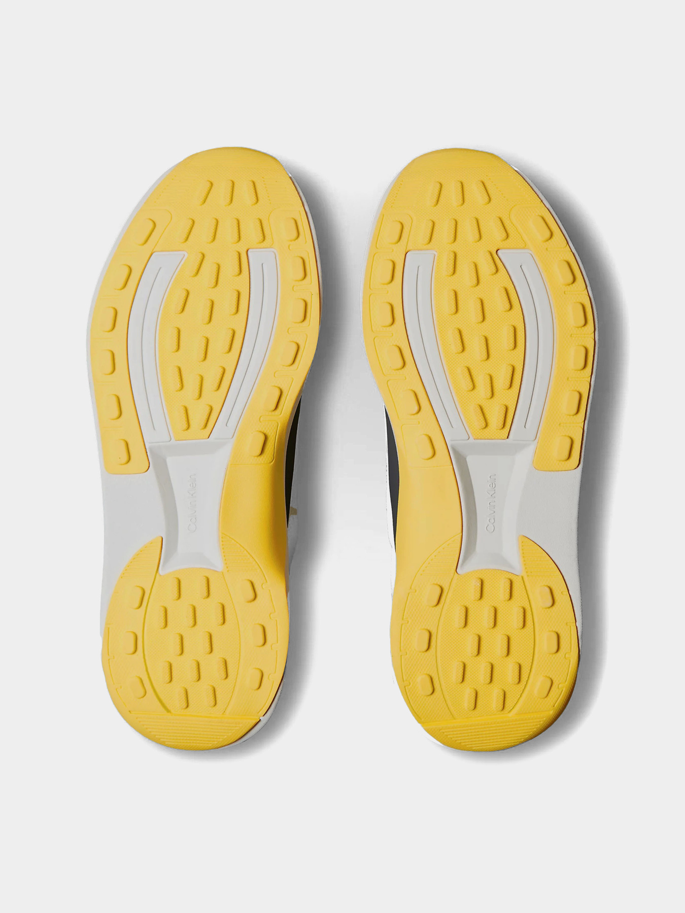 Кроссовки повседневные Calvin Klein CHUNKY RUNNER LACE UP SOCK KNI модель YM0YM01457-0LJ Фото