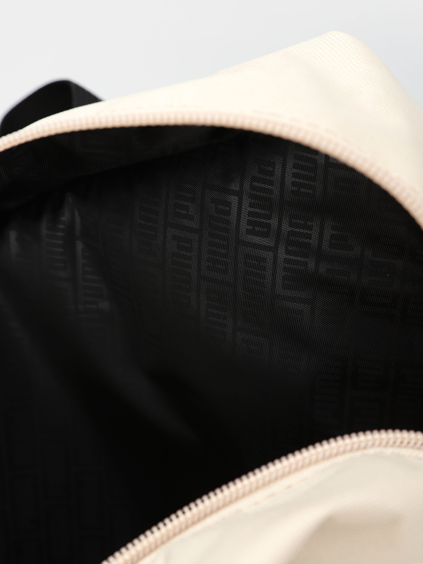 Рюкзак PUMA Evoess Essentials Box модель 07951602 Фото