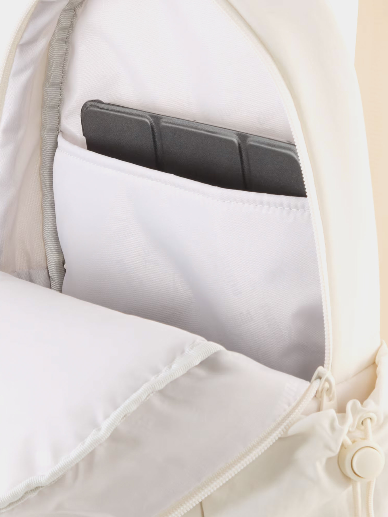 Повсякденний рюкзак PUMA HER SMALL модель 09171403 Фото