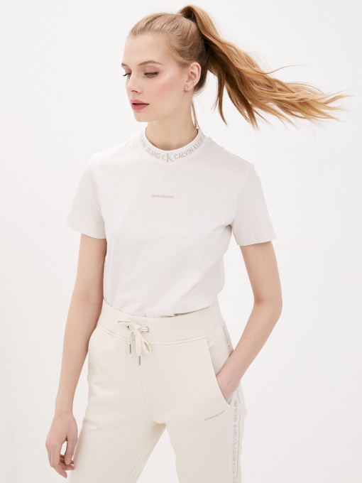 Футболки и поло Calvin Klein Jeans модель J20J215500_PGA Фото