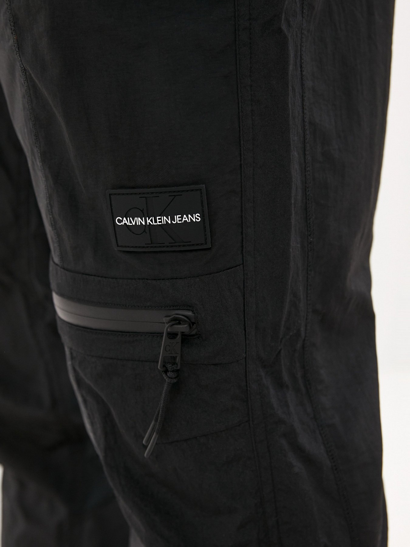 Штаны спортивные Calvin Klein Jeans модель J30J317375_BEH Фото