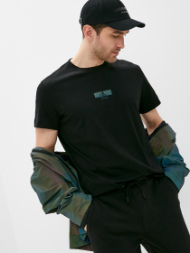 Футболки і поло Calvin Klein Jeans модель J30J317492_BEH Фото