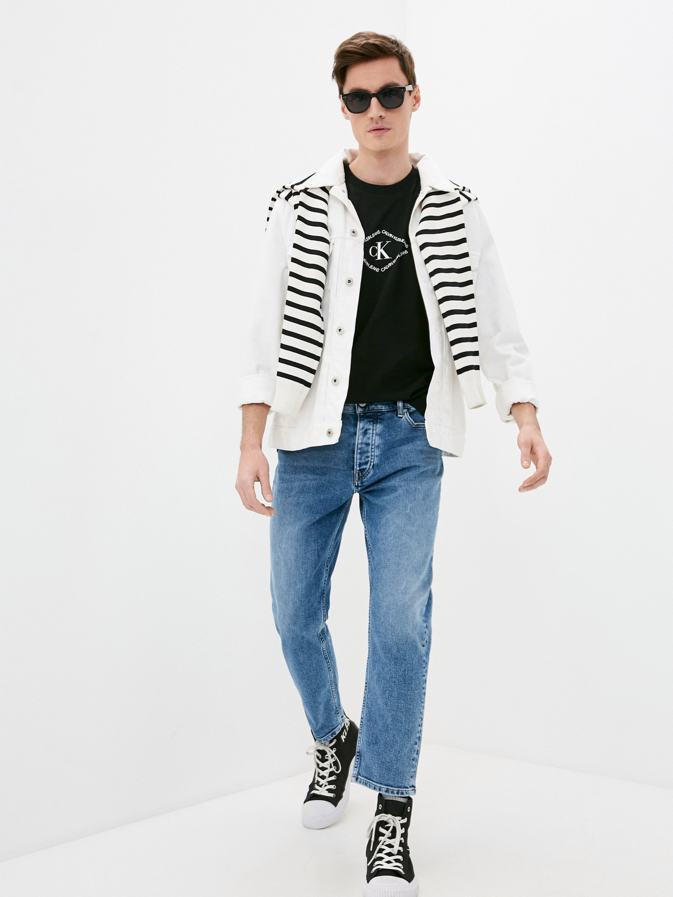 Футболки и поло Calvin Klein Jeans модель J30J317495_BEH Фото