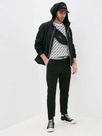 Демисезонная куртка Calvin Klein Jeans модель J30J317528_BEH Фото