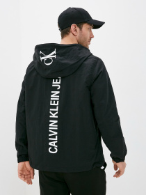 Демисезонная куртка Calvin Klein Jeans модель J30J317528_BEH Фото