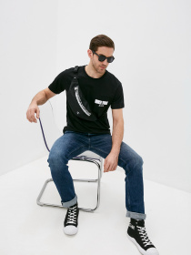 Футболки і поло Calvin Klein Jeans модель J30J317671_BEH Фото