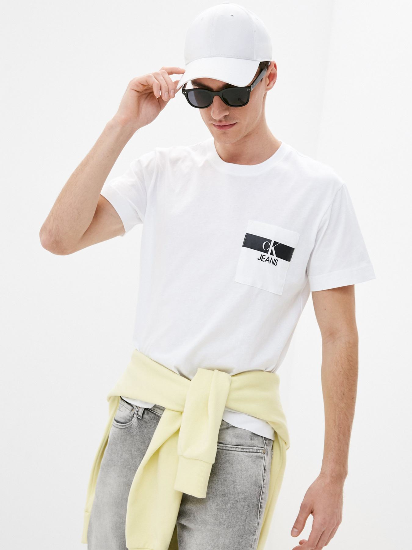 Футболки и поло Calvin Klein Jeans модель J30J317671_YAF Фото