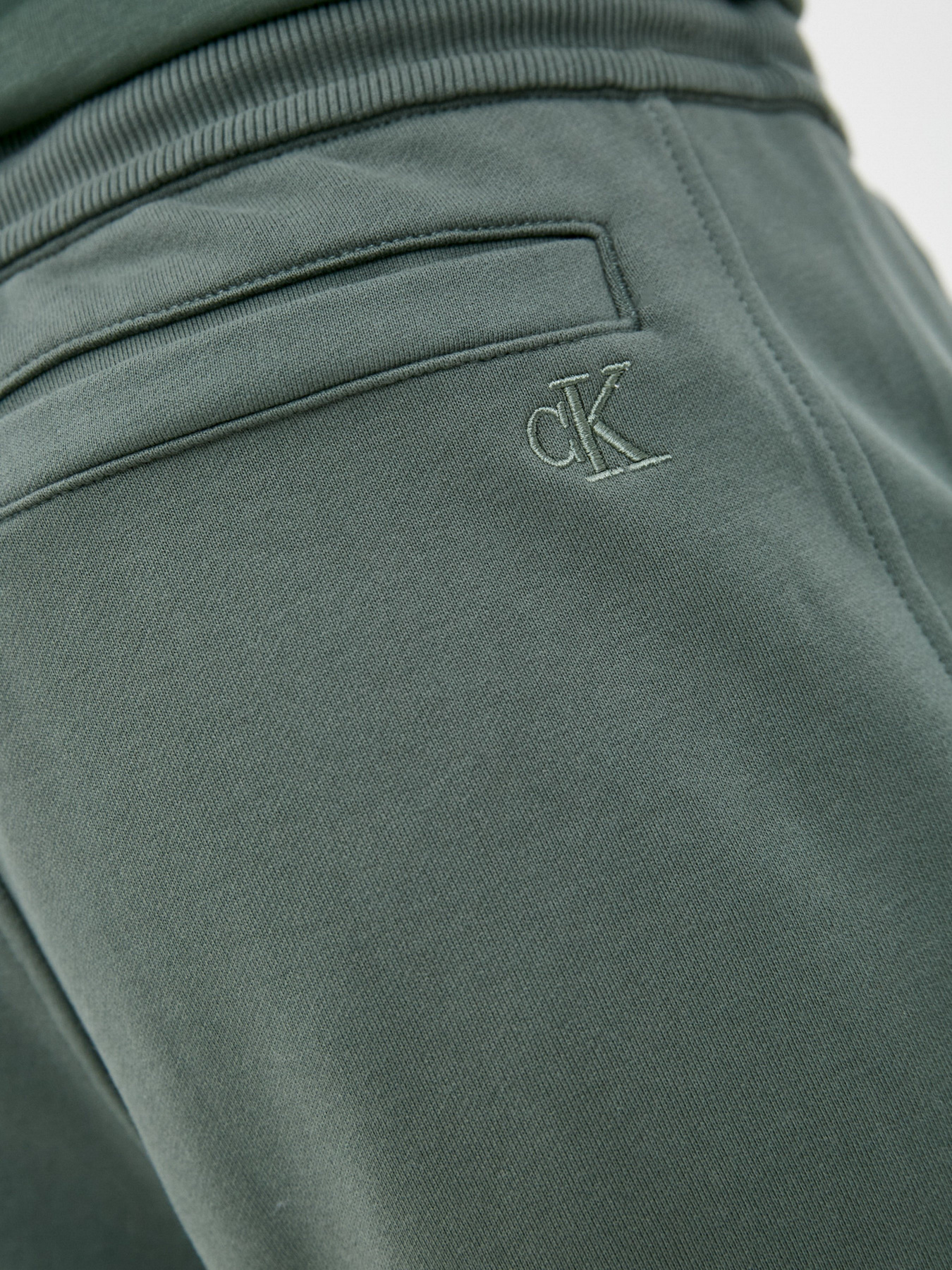 Штаны спортивные Calvin Klein Jeans модель J30J317688_LDT Фото