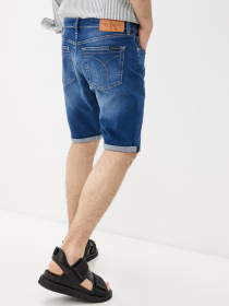 Повседневные шорты Calvin Klein Jeans модель J30J317742_1BJ Повседневные шорты Calvin Klein Jeans модель J30J317742_1BJ Фото