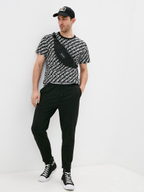 Футболки і поло Calvin Klein Jeans модель J30J318066_BEH Фото