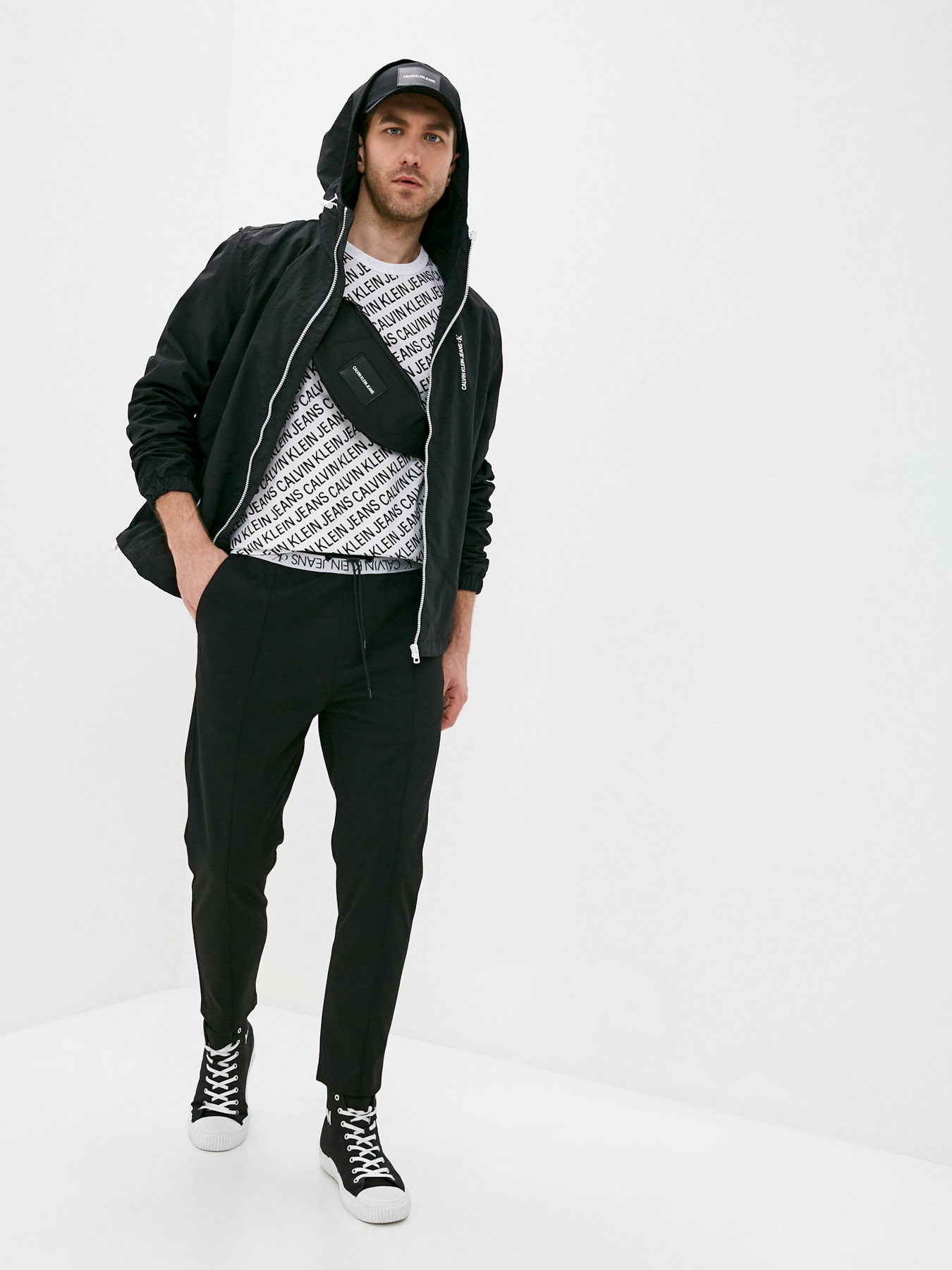 Футболки и поло Calvin Klein Jeans модель J30J318066_YAF Фото