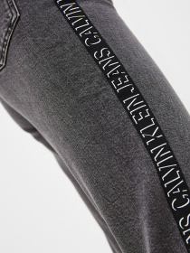 Джинсы Calvin Klein Jeans модель J20J217062_1BZ Фото