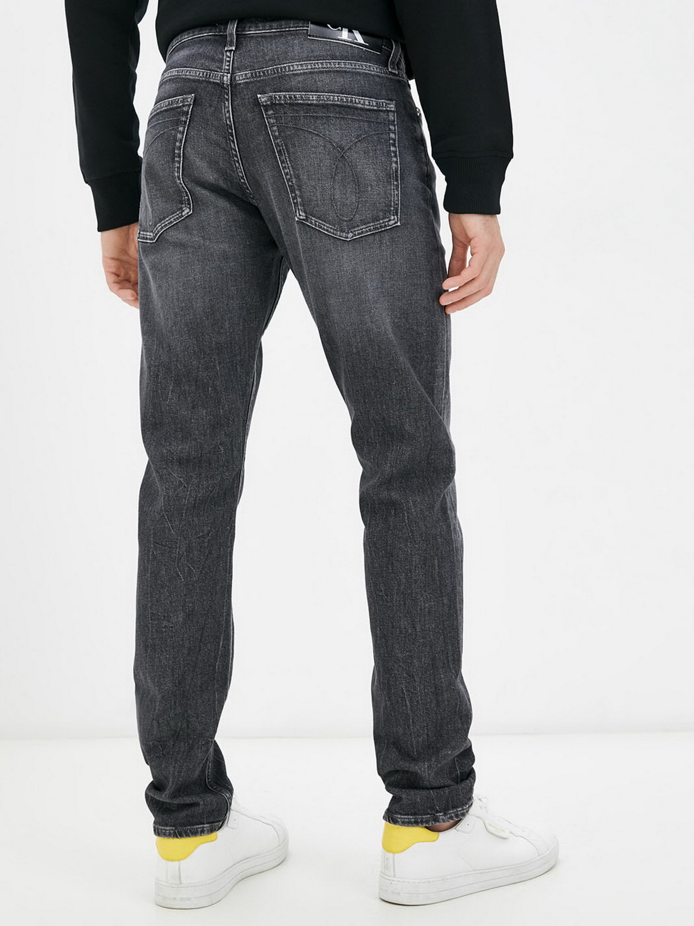 Завужені джинси Calvin Klein Jeans Slim модель J30J318967_1BZ Фото