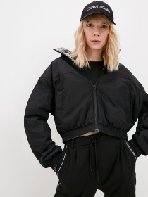 Зимова куртка Calvin Klein Jeans модель J20J216258_BEH Фото