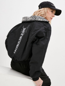 Зимова куртка Calvin Klein Jeans модель J20J216258_BEH Фото