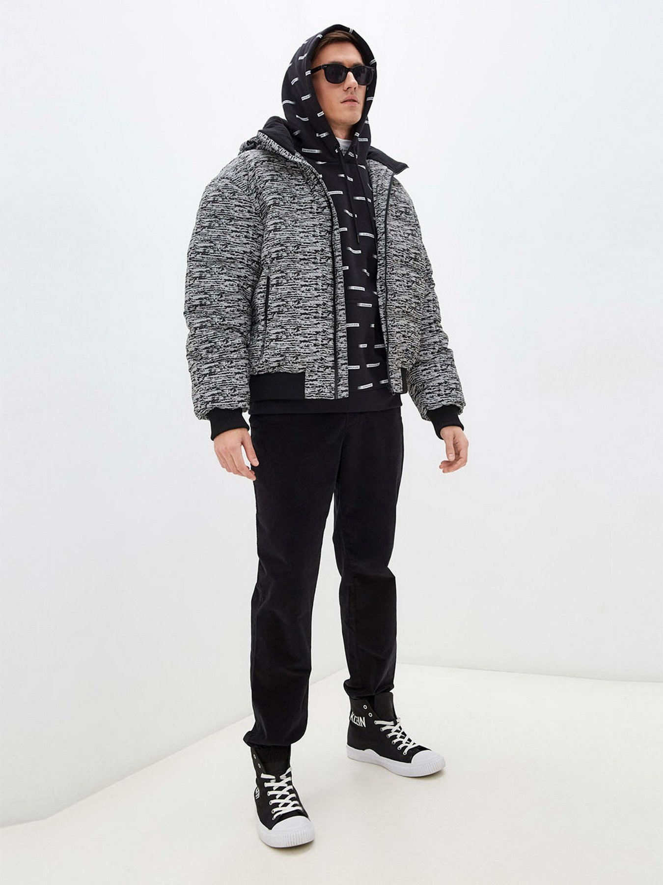 Демісезонна куртка Calvin Klein Jeans модель J30J318659_0GL Фото