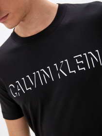 Футболки и поло Calvin Klein Jeans модель J30J318735_BEH Фото